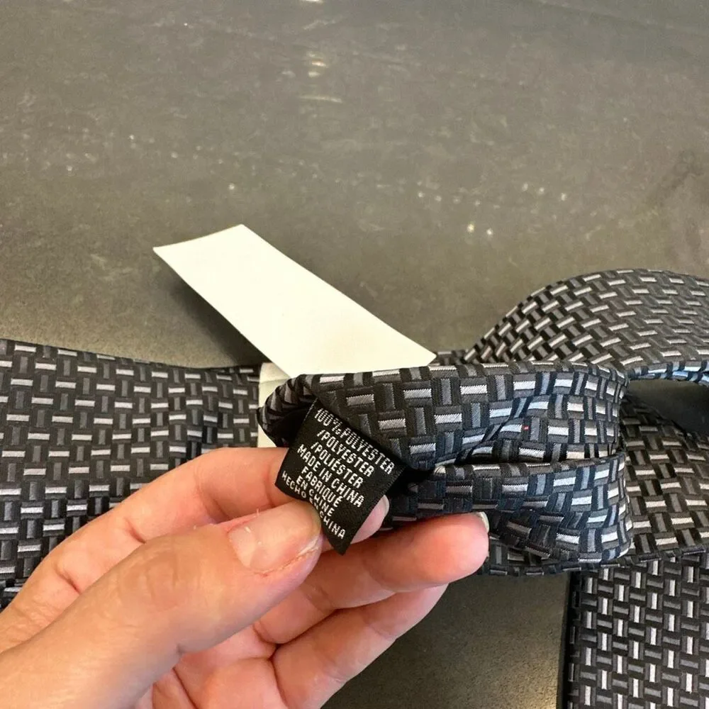 Perry Ellis Portfolio Men’s Tie-NWT
